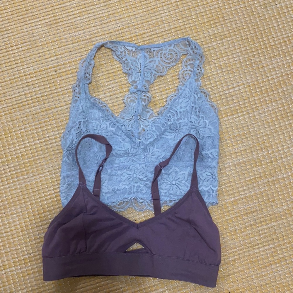 2 bralettes